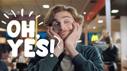 Hungrig und müde spricht es sich nicht leicht: Der neue Werbespot von McDonald's.