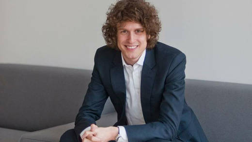 Agenturgründung mit 14 Jahren: Conrad Caine galt in der Branche als eine Art Wunderkind.