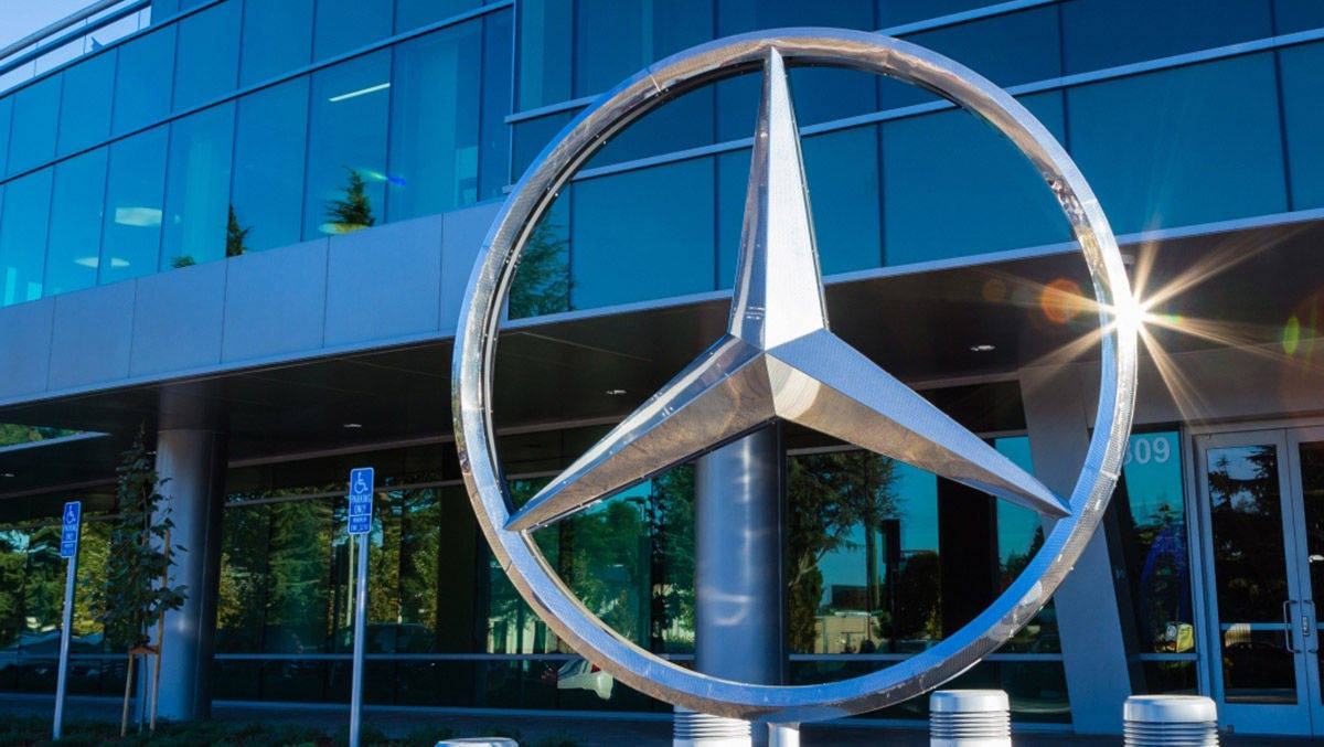  Peter Schmidt Group ist die neue Corporate-Design-Agentur von Mercedes Benz.