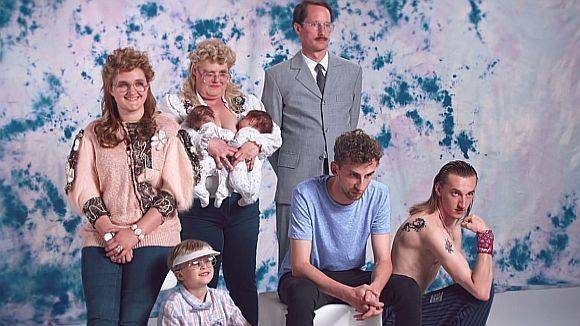 Schräger Haufen: RCKT hat für das Schweizer Video-Portal Teleboy ein "Familienfoto" gemacht. 
