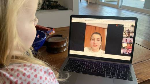 Wie bei den Großen: die tägliche Videobesprechung.
