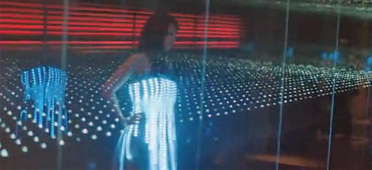 Mädchen im LED-Kleid, Bühnenhelden, Sänger, Straßentänzer - was für eine Nacht.
