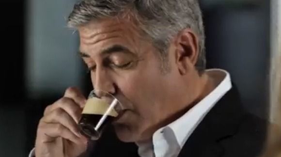 http://www.wuv.de/var/wuv/storage/images/werben_verkaufen/marketing/goodbye_george_nespresso_bald_ohne_clooney/5680637-1-ger-DE/goodbye_george_nespresso_bald_ohne_clooney_evo_580x326.jpg