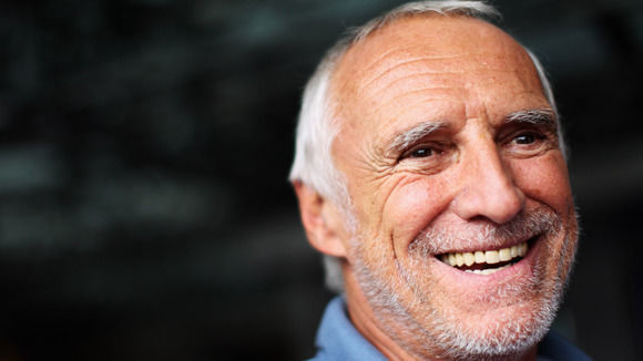 Mateschitz habe aus dem Nichts ein Milliarden-Imperium geschaffen, so W&V zur Begründung. Außerdem gelang ihm 2012 mit dem Stratosphären-Sponsoring ein PR-Coup. Mateschitz habe aus dem Nichts ein Milliarden-Imperium geschaffen, so W&V zur Begründung. Außerdem gelang ihm 2012 mit dem Stratosphären-Sponsoring ein PR-Coup.