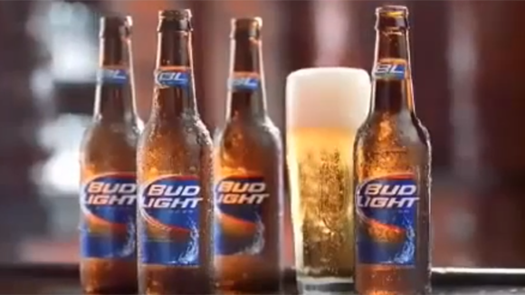 "Bud" bleibt amerikanisch: Die tschechische Budweiser-Brauerei darf das Namenskürzel nicht verwenden. "Bud" bleibt amerikanisch: Die tschechische Budweiser-Brauerei darf das Namenskürzel nicht verwenden.