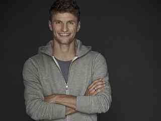 WM-Vorbereitung: Weber-Grill verpflichtet Thomas Müller WM-Vorbereitung: Weber-Grill verpflichtet Thomas Müller