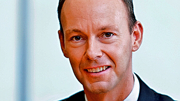 Bertelsmann-Chef Thomas Rabe prüft unter dem Arbeitstitel "Operational Excellence" konzernweit Kosten und Abläufe in IT, Buchhaltung und Rechnungswesen. Bertelsmann-Chef Thomas Rabe prüft unter dem Arbeitstitel "Operational Excellence" konzernweit Kosten und Abläufe in IT, Buchhaltung und Rechnungswesen.