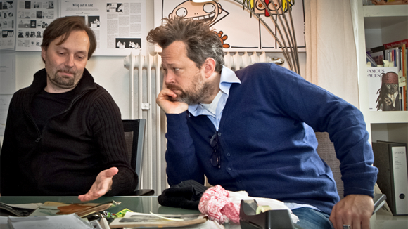 Daniel HÀuser (l.) und Peter "Bulo" Böhling haben "Pardon" in den vergangenen Monaten gestemmt - mit prominenten Schreibern, mit spitzer Feder und dem einen oder anderen Bier. Daniel HÀuser (l.) und Peter "Bulo" Böhling haben "Pardon" in den vergangenen Monaten gestemmt - mit prominenten Schreibern, mit spitzer Feder und dem einen oder anderen Bier.