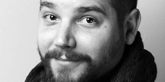 Hat einige Preise abgeräumt, u.a. beim ADC, und drehte für Mercedes-Benz, seinen ersten echten Kunden: Florian Friedrich Dünzen.