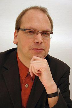 Klaus Eck sieht für Unternehmen viele Vorteile in Google Plus hinein zu gehen. 