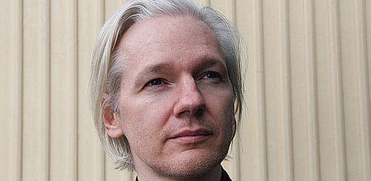 Steven Spielberg will Assange's Leben verfilmen.