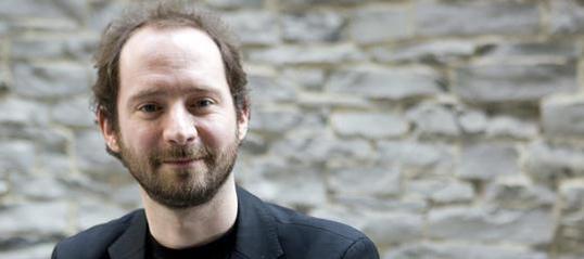 Martin Oetting ist Chef Research Officer der Word-of-Mouth-Plattform trnd und betreut den Blog Connectedmarketing. In der Branche gilt Oetting als "Dr. Web2.0" - er hat über Mundpropaganda und Viral Marketing promoviert. 