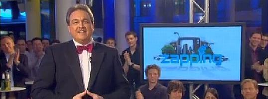 Oliver Kalkofe ist Formatpate des "Zapping"-Revivals bei Sky. Seine Auftaktshow findet sich unter Sky.de. 