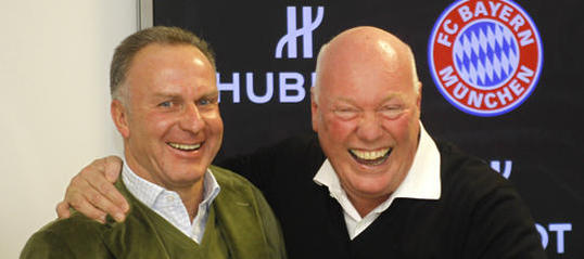 Starten gut gelaunt in die Zusammenarbeit (v.l.): Karl-Heinz Rummenigge (FCB) und Jean-Claude Biver (Hublot)