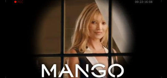 Das kleine Rotlicht oben links zeigt: Hier beobachtet jemand Kate Moss.