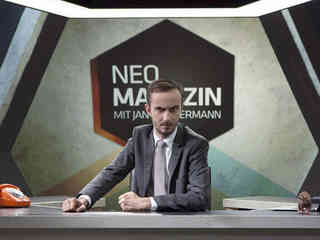 TV-Satiriker Jan Böhmermann: "Ich hoffe auf eine Digitalspartenkernschmelze" TV-Satiriker Jan Böhmermann: "Ich hoffe auf eine Digitalspartenkernschmelze"