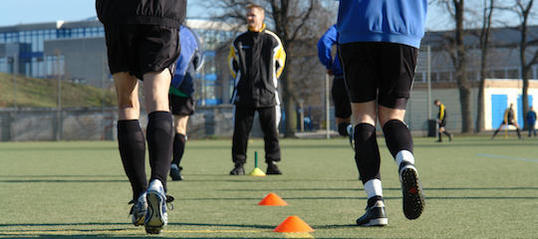 Fußball-Bundesliga: Wie stabil sind die Trainerstühle?