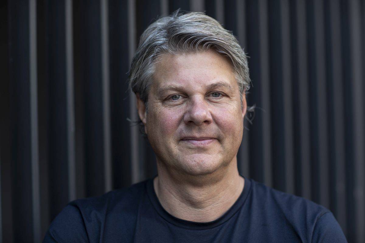 Andreas Knorr, Marketing Director Wall Decaux, hebt Netzbuchung auf