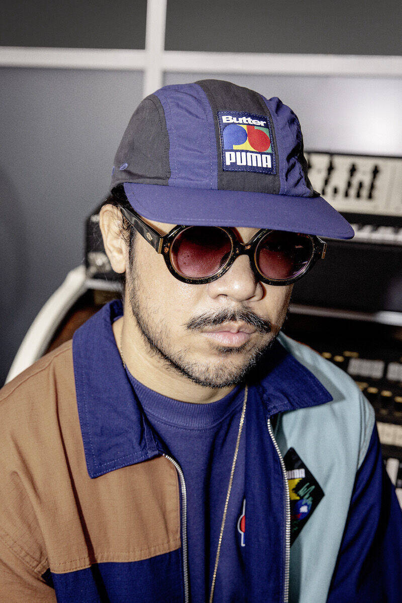 Mndsgn mit einer Cap im Retro-Look.