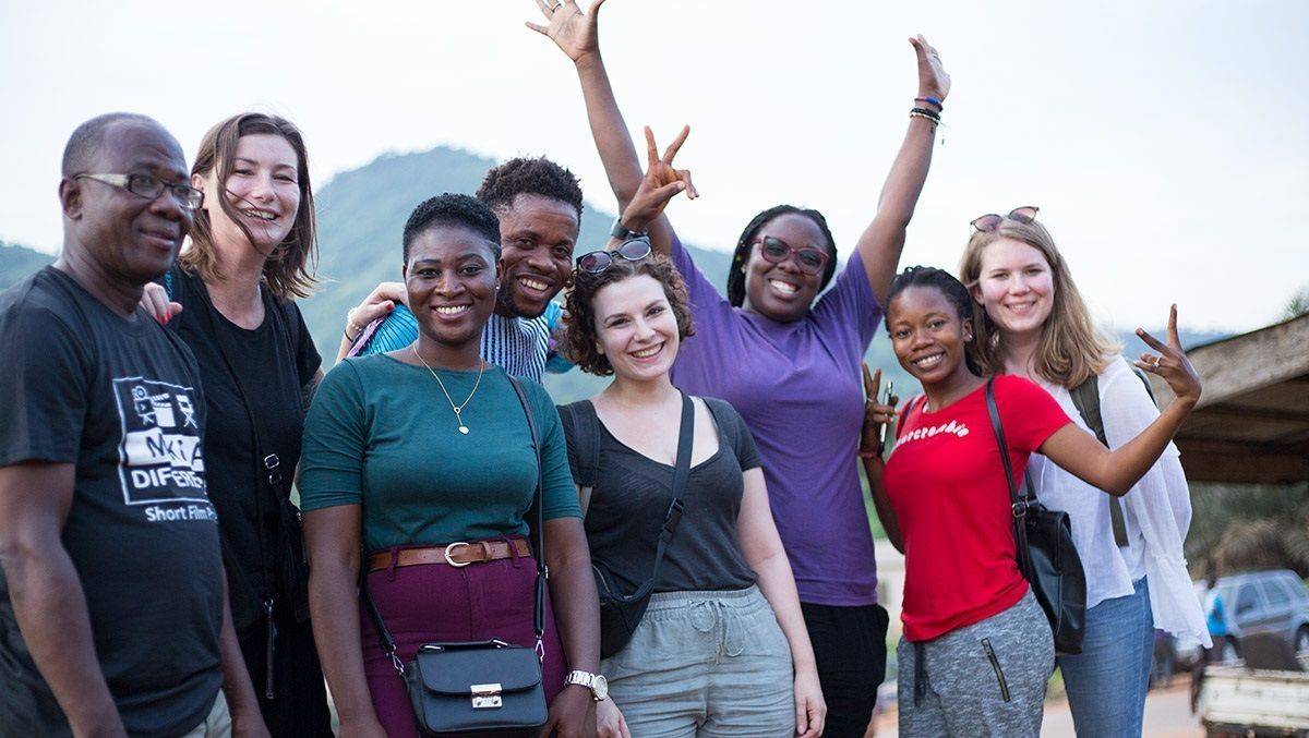 2706201Magdalena Szatkowska, Jana Hintz, Sophie Diekmann mit Mitarbeitern und Trainees des Weltfilme-Lehrganges