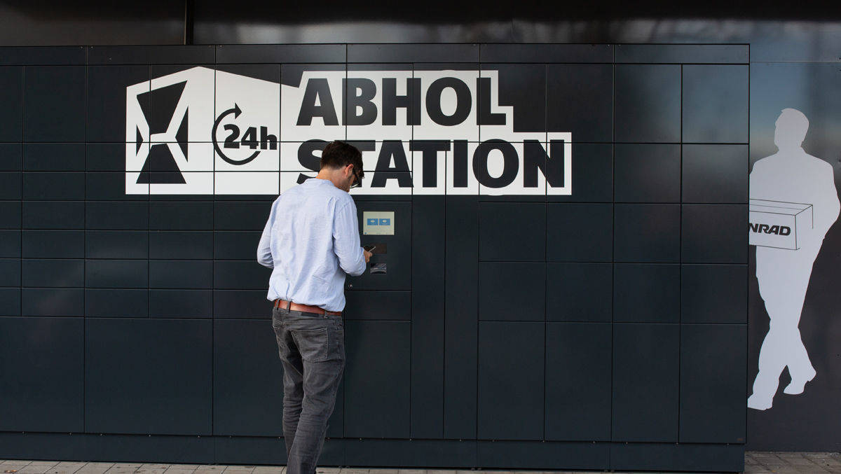 Abholstation bei Conrad in München-Moosach