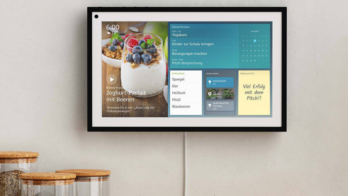 Bleibt im Rahmen: Amazons neuer Echo Show 15 soll an der Wand hängen.