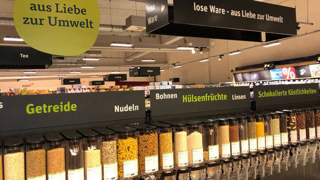 So sehen die neuen Regalreihen am Tegut-Firmensitz in Fulda aus.