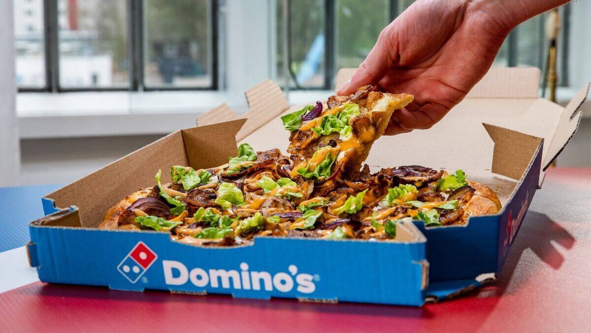 Ab jetzt bei Domino's: Pizza mit Chicken Döner on Top.