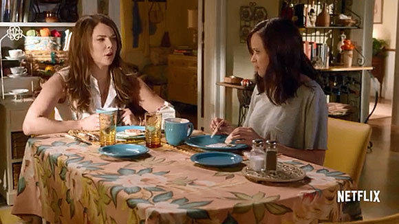 Die "Gilmore Girls" von Netflix (Screenshot Youtube).