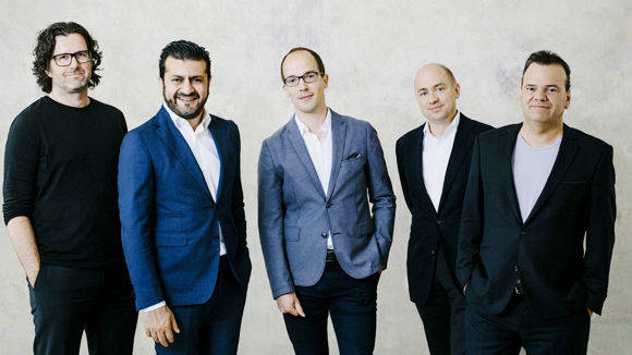 Honey-Team: L. Ritter, Territory-CEO S. Dastyari, S. Koch, J. Strauss, Stefan Kolle (v.l.nr.)