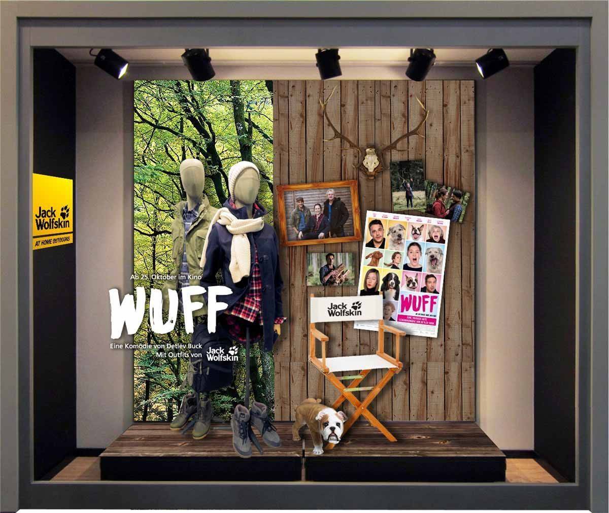 Auch in den Jack-Wolfskin-Schaufenstern wird auf den Film aufmerksam gemacht.
