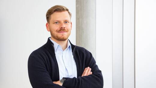 Dustin Tschentscher ist Mitglied der Geschäftsleitung der JOM Group und dort für den Digital-Bereich verantwortlich.