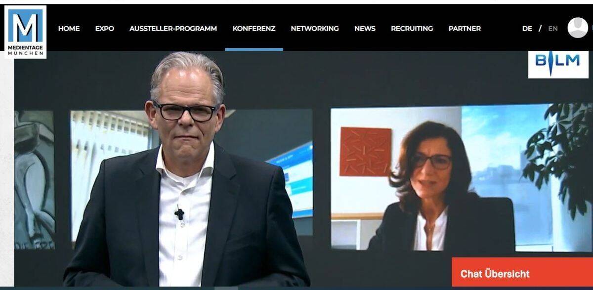 Moderator Andreas Horchler mit Katja Marx, NDR