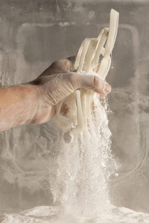 Da das überschüssige Material wird für die nächsten Gestelle weiterverwendet.