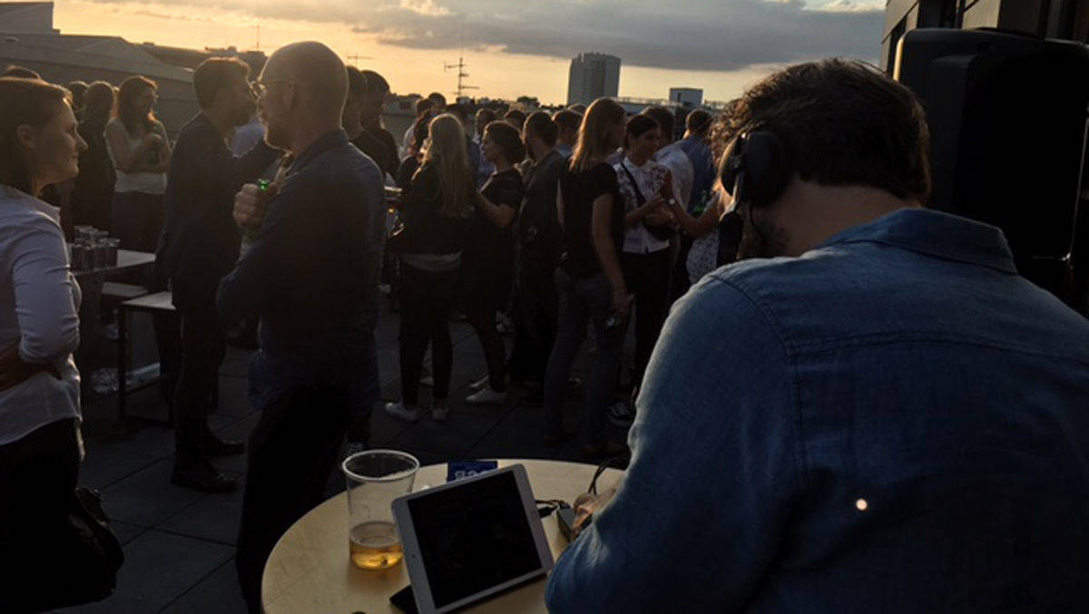 Sundowner auf der S&F-Dachterrasse.