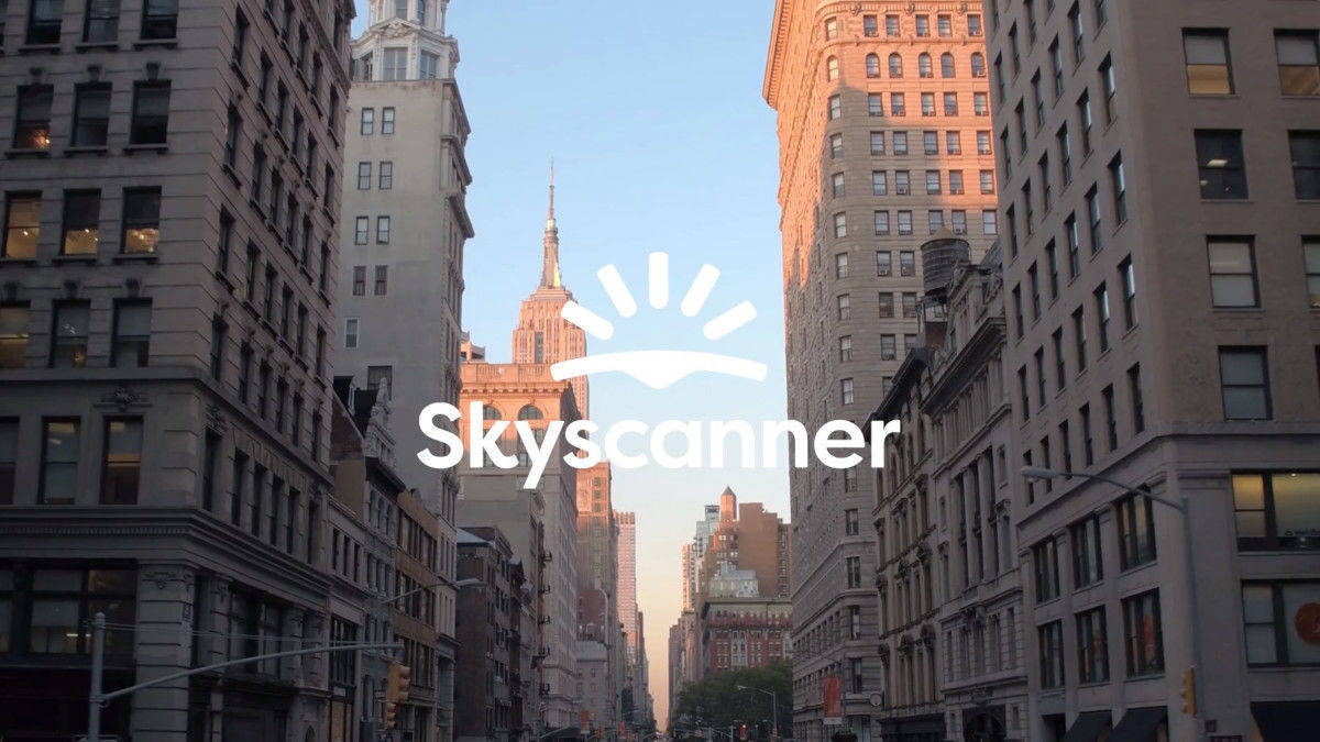 Das neue Logo zeigt einen Sonnenaufgang und steht laut Skyscanner für positive Veränderungen.
