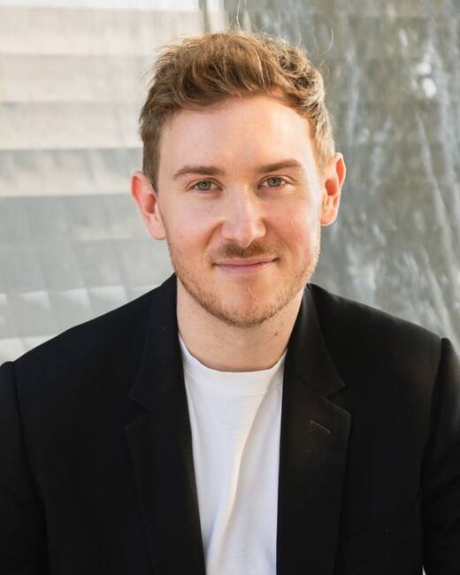 „Rebellion ist der gesellschaft­liche Motor für Innovation", sagt Zukunftsforscher Tristan Horx und fordert im Podcast W&V Trendhunter Marken auf, mutiger zu werden.