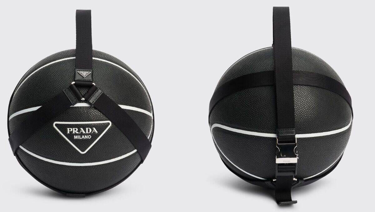 Aus schwarzem Kautschuk und für 580 Euro: der Prada-Basketball.