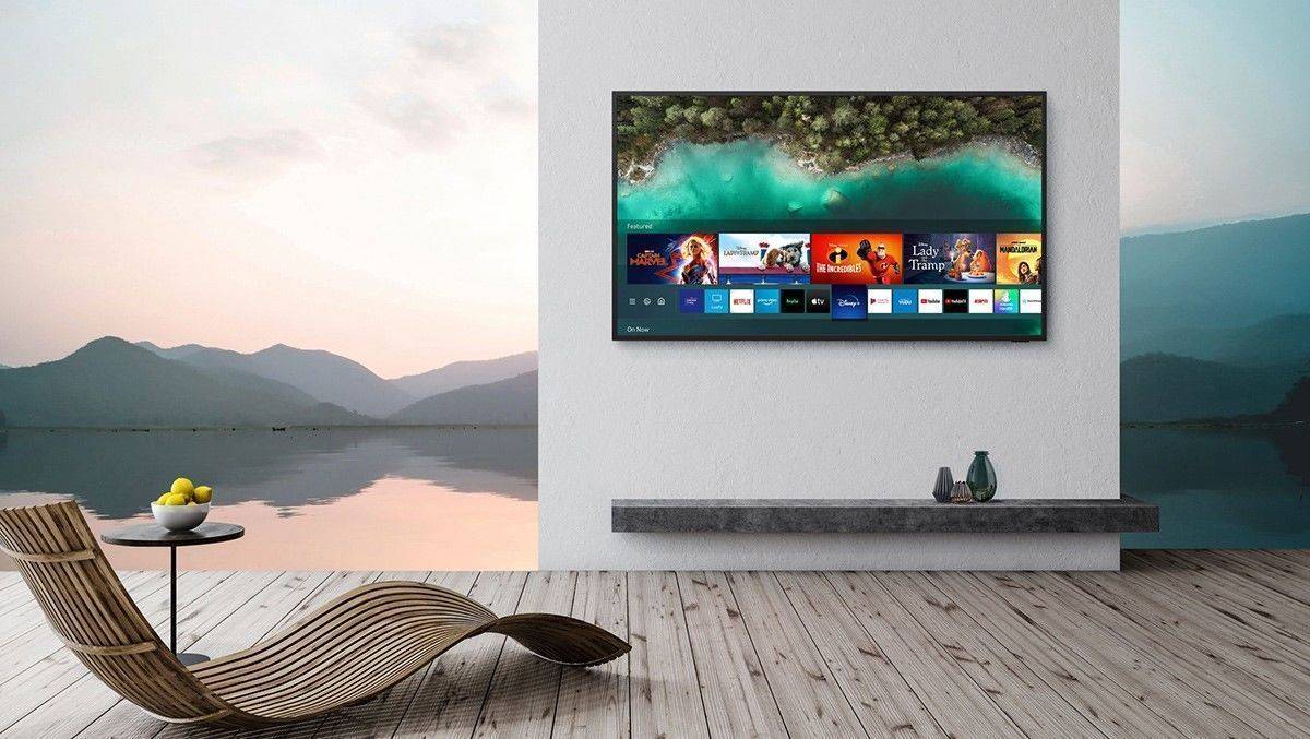 Der Samsung-Fernseher für draußen – und für alle, die nicht lieber aufs bildschöne Bergpanorama schauen.