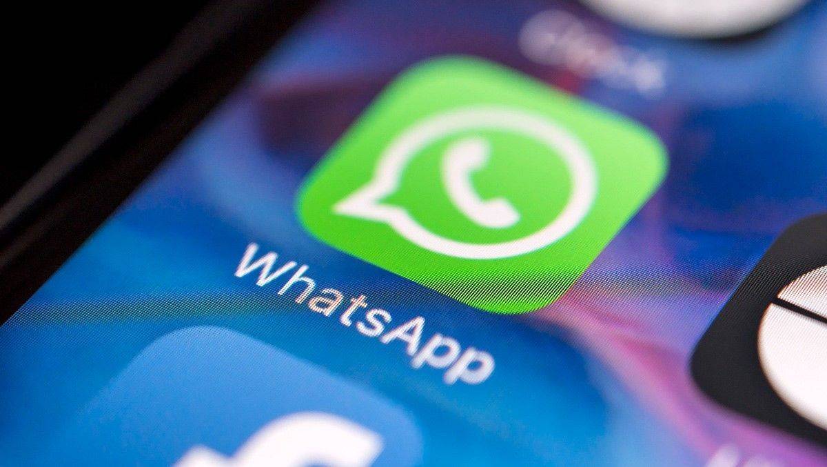 Grün ist die Hoffnung von Facebook – dass es mit WhatsApp irgendwann Geld verdient.