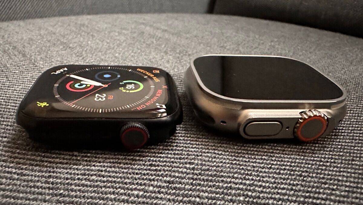 Vergleich: Die Maße der Apple Watch Series 7 aus 2021 im Vergleich zur Größe der Apple Watch Ultra aus 2022.