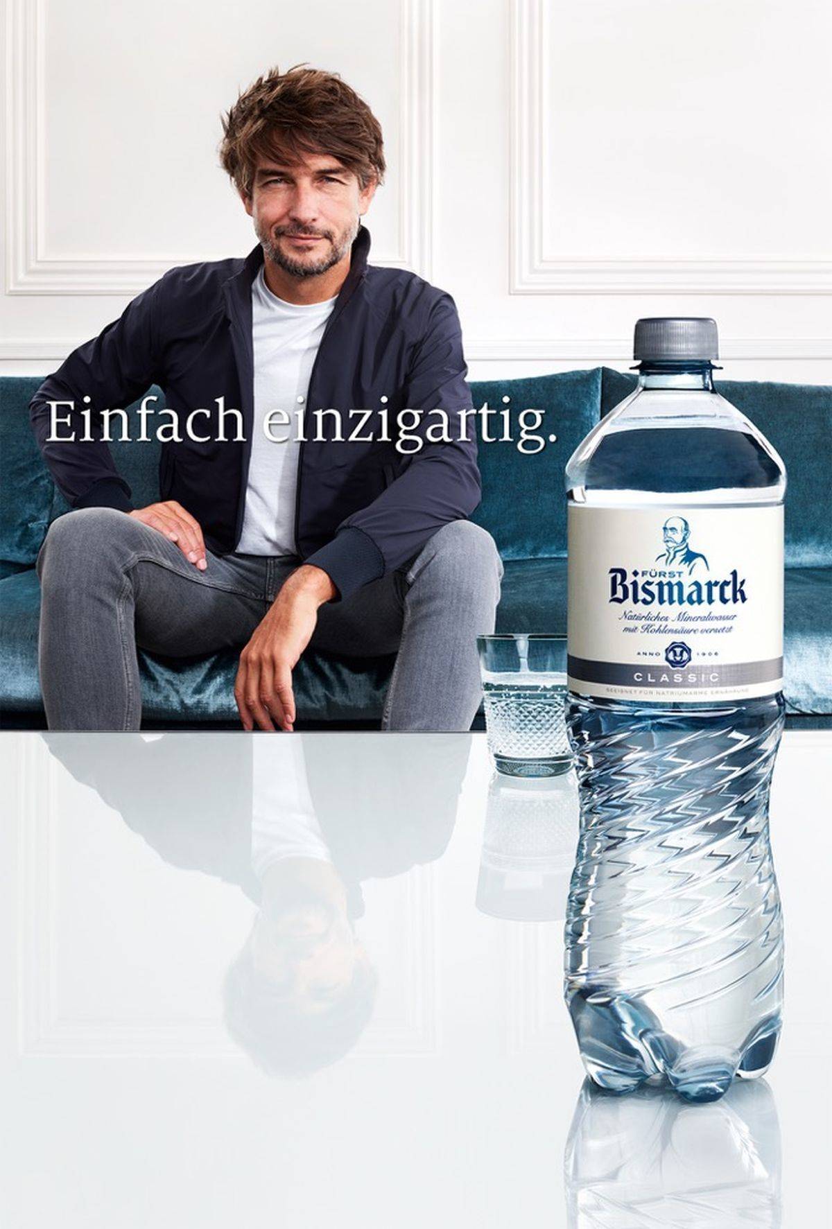 Wasser wie Mode: Fürst Bismarck setzt sich in Pose.