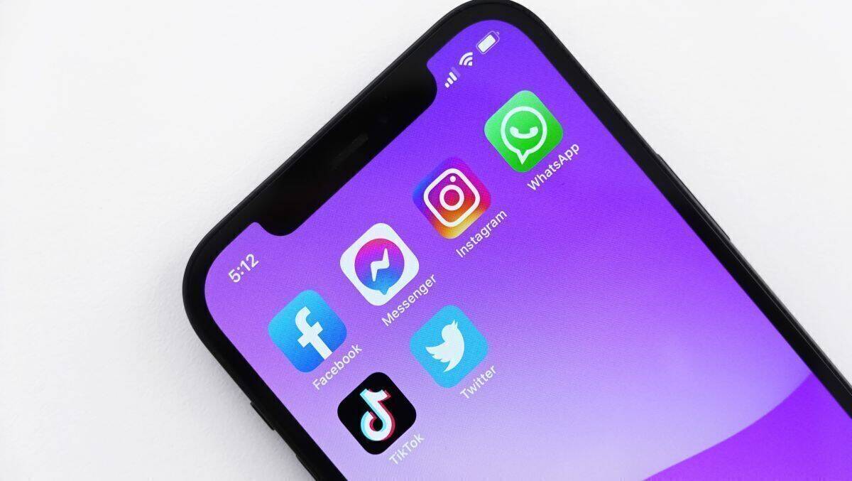 Neuer Report: Die Social Media-Ausgaben weltweit.