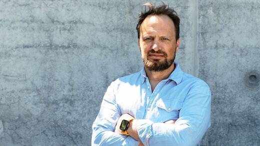 James Walkinshaw: "Wir beobachten, dass Kunden sich zunehmend von großen Netzwerken abwenden und stattdessen flexible, unabhängige Spezialisten bevorzugen."
