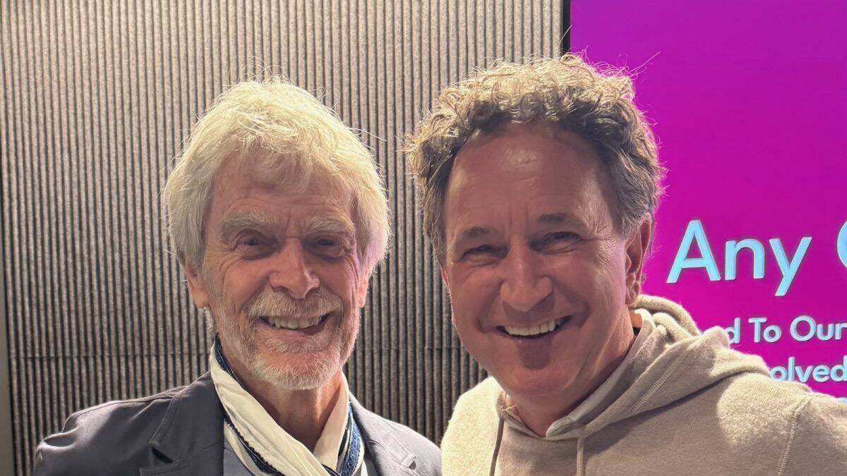 Sir John Hegarty (li) gab sich die Ehre, beim Adforum dabei zu sein. Oliver Klein(re).