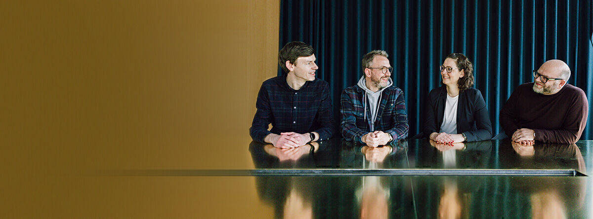 Schnacken und giggeln: Torsten Wiesner (v.l.), Steffen Zeller, Andrea Koch und Christoph Nann