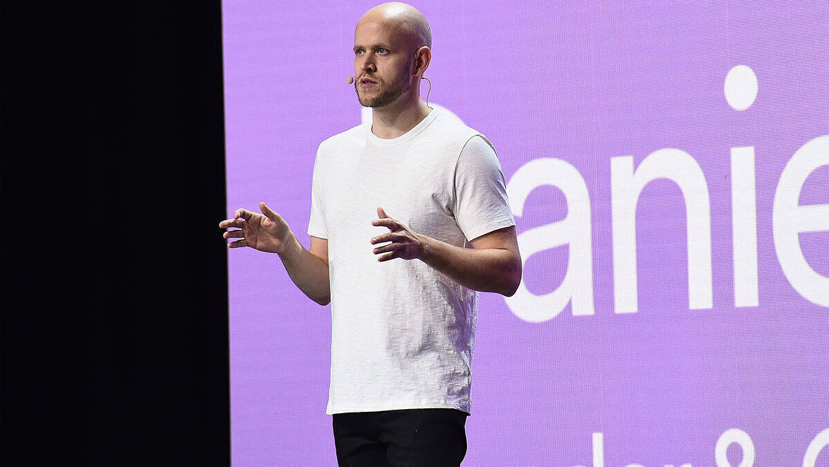 Daniel Ek, der CEO von Spotify, kürzt sein Personal. Auch die Content-Chefin verlässt das Unternehmen.