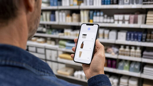 KI-Assistenten filtern das Angebot vor und entscheiden mit, welche Produkte Kunden überhaupt in Betracht ziehen.