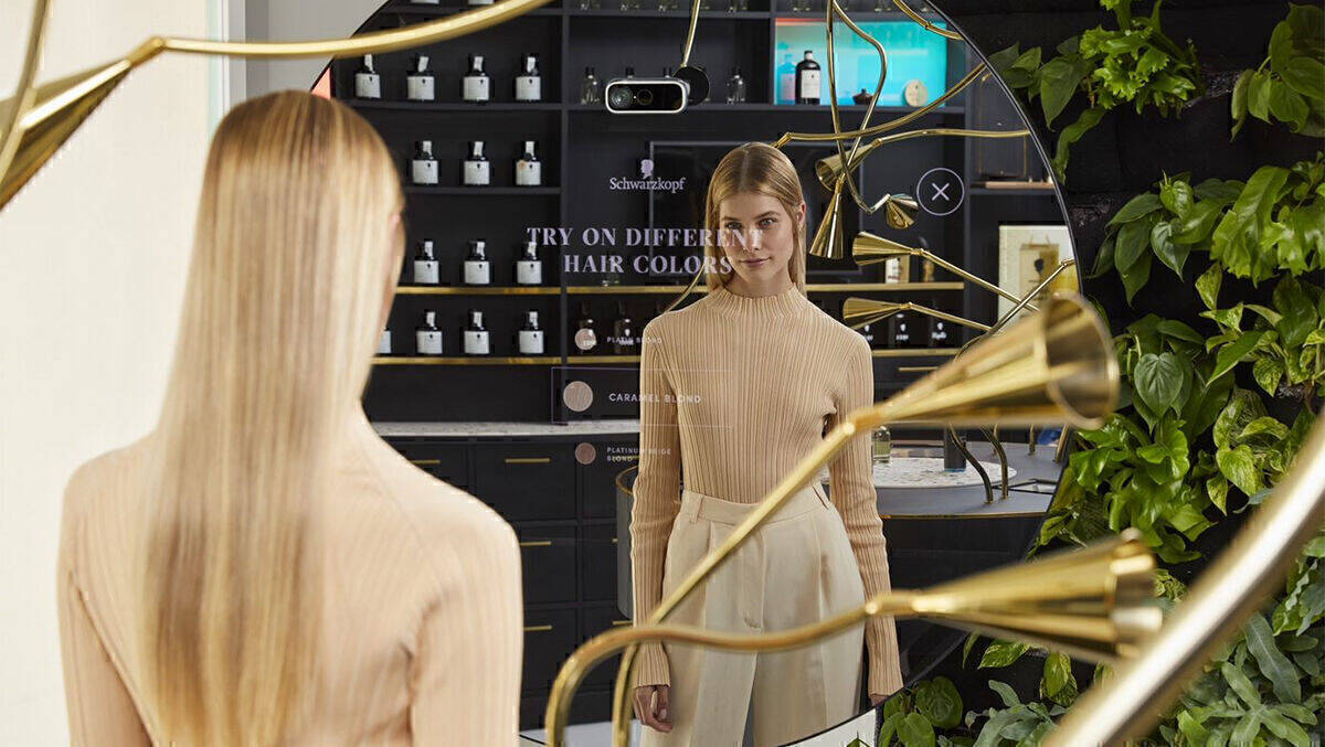 Der Make-over-Mirror im House of Schwarzkopf, Henkels erstem D2C-Store.