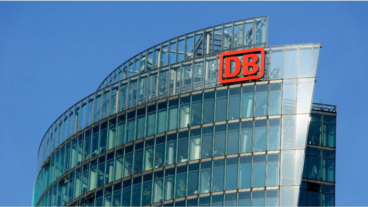 Die Deutsche Bahn schreibt drei große Designetats neu aus.